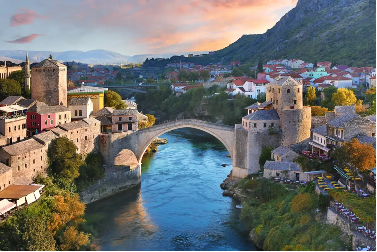 Mostar Köprüsü